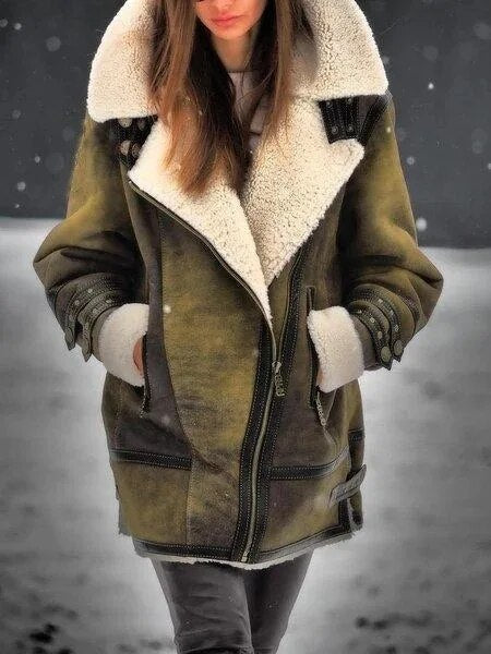 Women's chic double-breasted long coat, ideal winter jacket for a blend of casual and formal elegance.