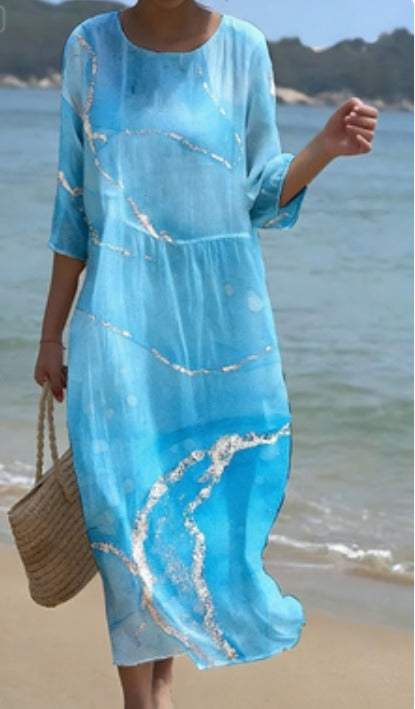 Stylish women's floral maxi dress, perfect for summer. Effortless elegance and comfort for any occasion.