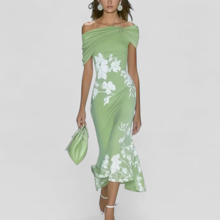 Versatile women's midi dress with unique floral print, offering a relaxed yet elegant silhouette.