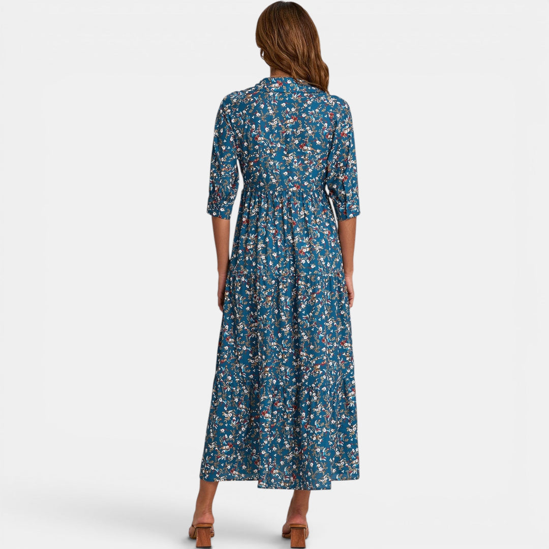 Elegant floral women's maxi dress with a flattering V-neck and short sleeves for summer.