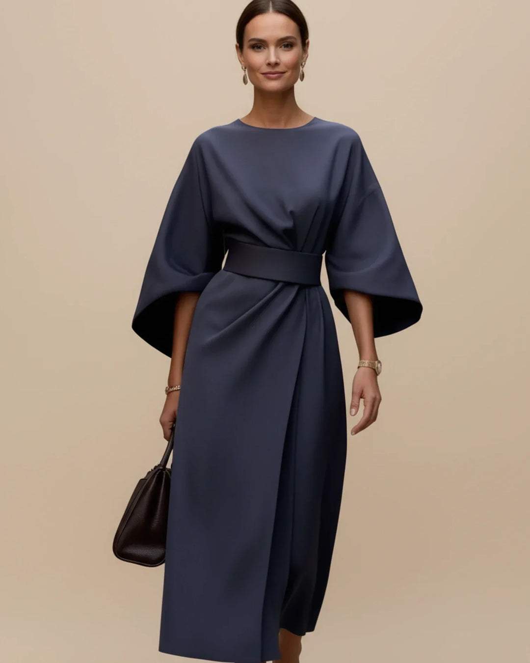 Versatile women's midi dress: a stylish choice for office or evening wear.