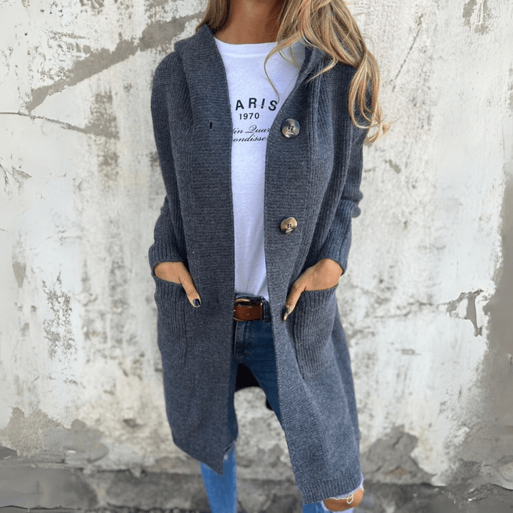 Comfortable long chic cardigan for women, an elegant open-front sweater ideal for fall, winter, and spring fashion.