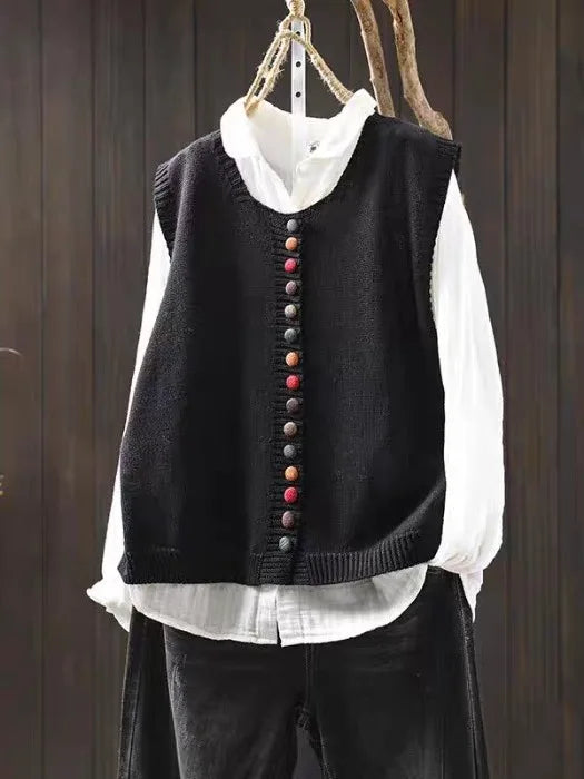 Stylish women's long sleeve cardigan. Casual yet elegant, ideal for everyday fashion & outerwear.
