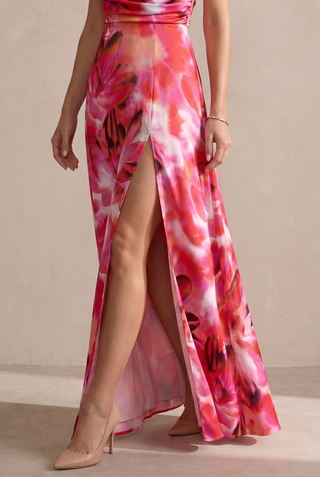 Sophisticated women's elegant midi dress, a timeless piece for chic special occasion wear.