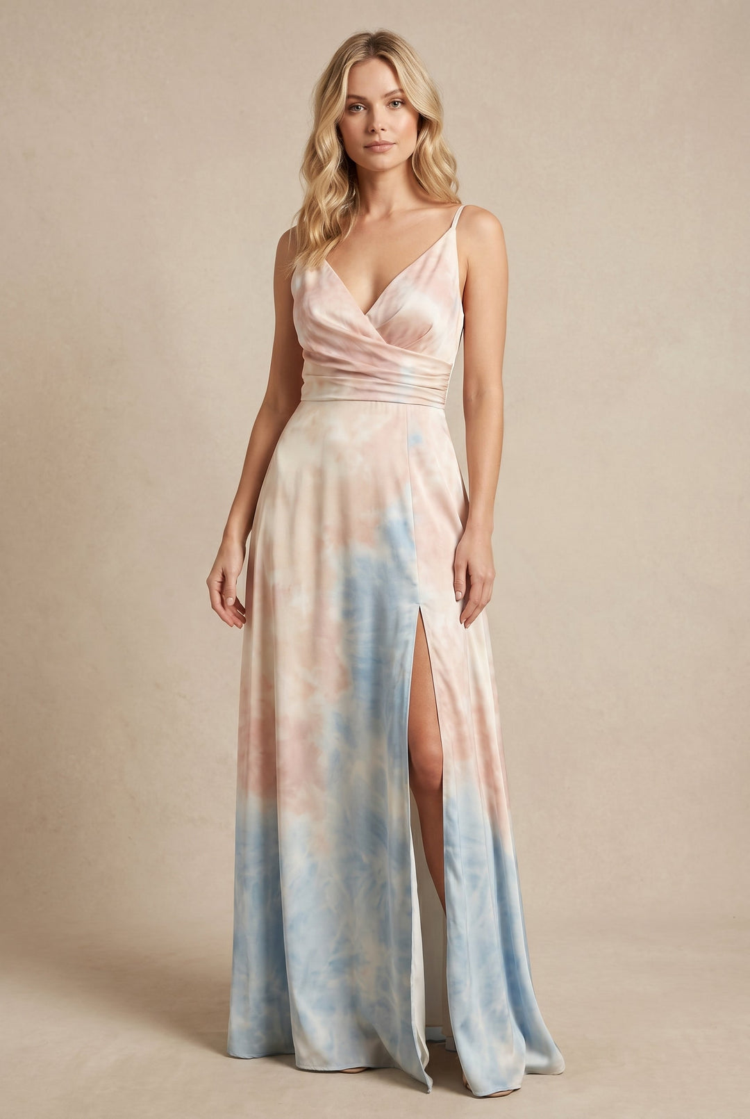 Refined women's midi dress, elegant and chic, perfect for creating a sophisticated, versatile wardrobe.