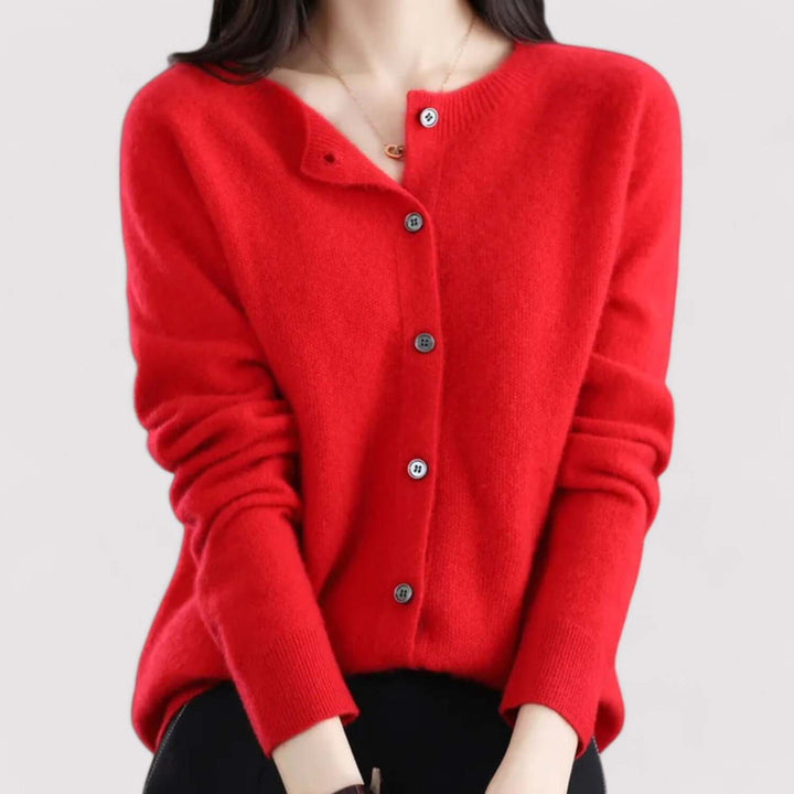 Fashionable open-neck cardigan for women. Elegant, comfortable knit sweater, perfect for versatile layering.