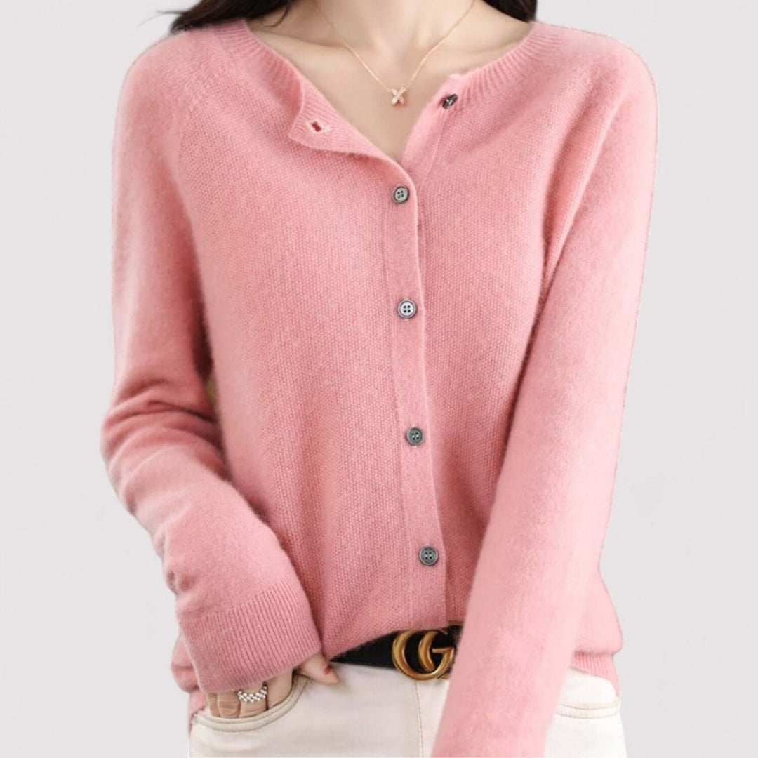 Comfortable long sleeve open-neck women's cardigan. Stylish knitwear for casual and fashionable wear.