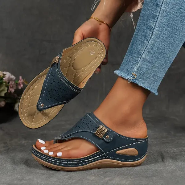 Casual yet elegant women's open toe sandals. Slip-on summer footwear designed for comfort and everyday style.