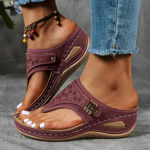 Stylish women's open toe comfort sandals featuring a chic design, cushioned sole, and supportive fit.