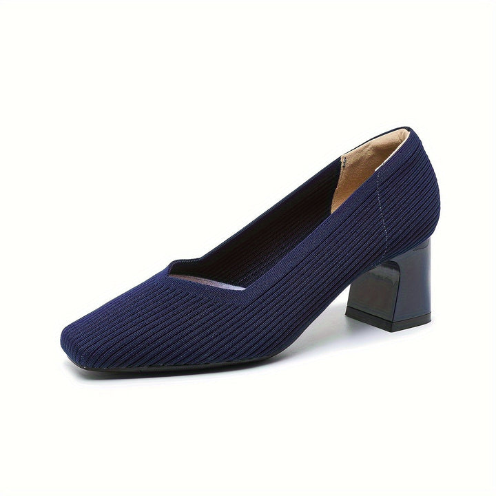 Elegant women's heels with arch support, combining fashion and orthopedic comfort.