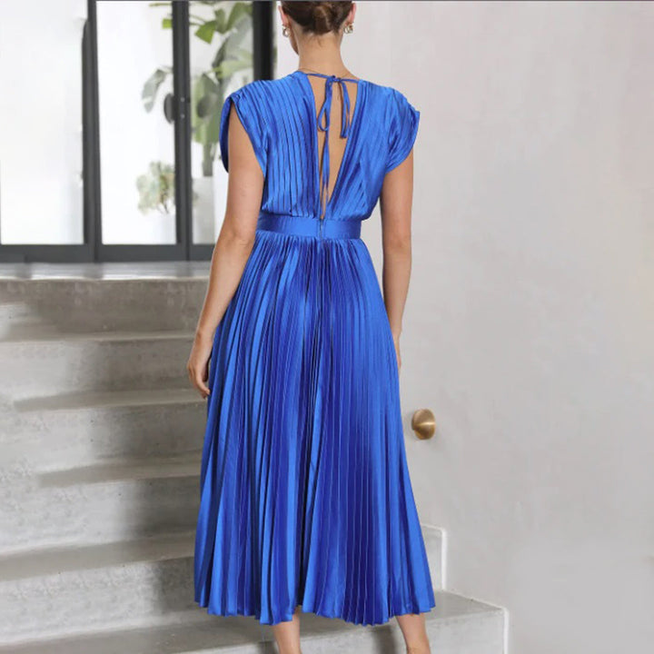 Graceful women's pleated maxi dress, V-neckline, short sleeves, perfect for any formal event.