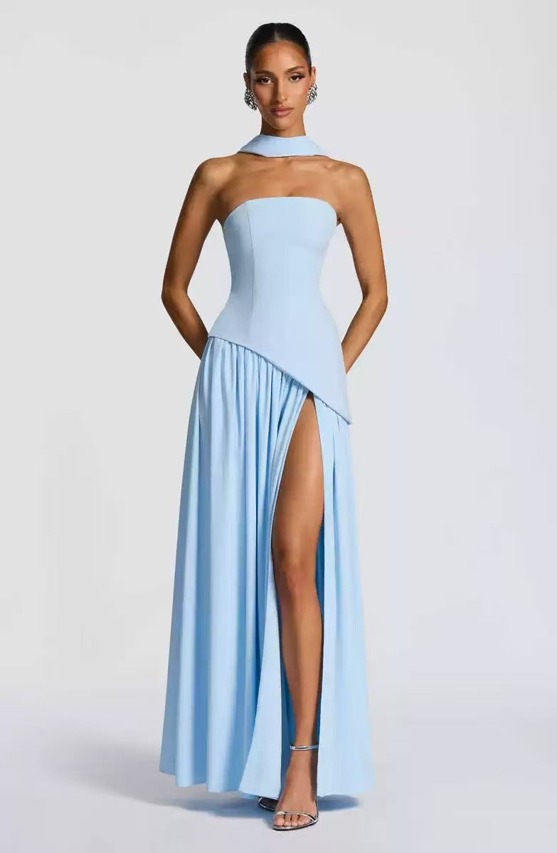 Stylish strapless maxi dress for women, complete with a leg split, ideal for a refined wedding guest look.