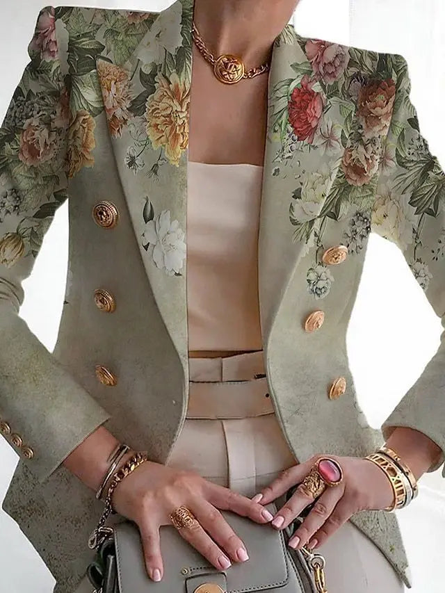 Detail of the comfortable stretch blazer collar, perfect for all-day wear.