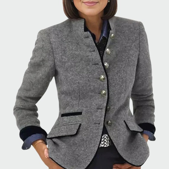 Chic women's tailored grey blazer. Modern classic style, ideal for professional wear, office fashion & versatile outfits.