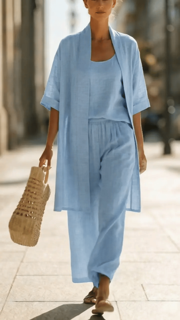 Complete women's three-piece outfit: elegant, comfortable, relaxed fit. Perfect for versatile spring/summer fashion.