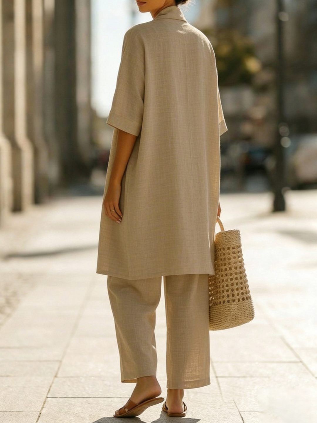 Stylish women's three-piece set featuring a relaxed fit, breathable fabric, ideal for comfortable and elegant spring/summer fashion.