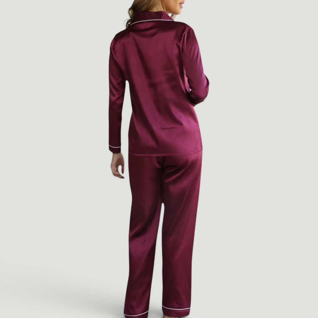 Versatile women's two-piece lounge and pajama set, combining comfort with elegant style.