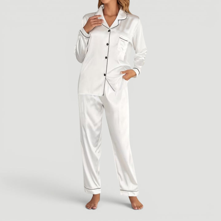 Women's comfortable two-piece lounge set, perfect for stylish relaxation and nightwear.