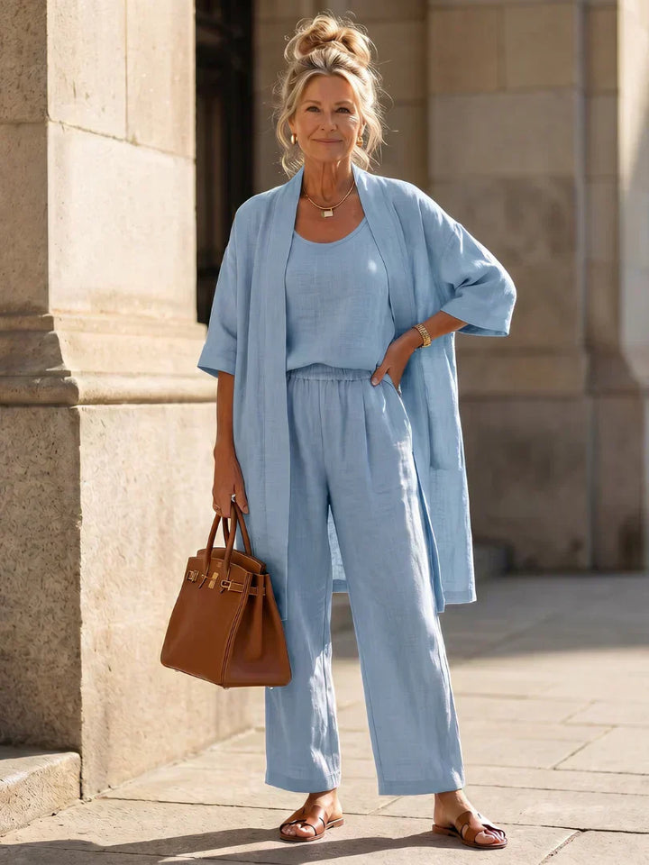 Women's elegant two-piece set for effortless spring & summer style.