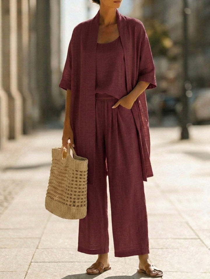 Relaxed fit women's elegant two-piece set, comfortable for everyday wear.
