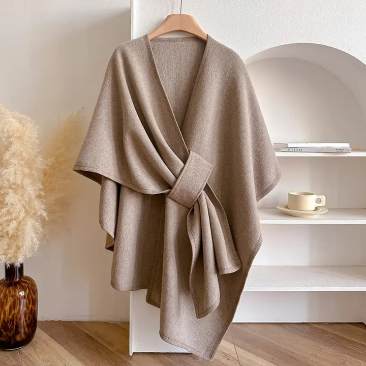 Women's wind-resistant coat, elegant shawl design for any event