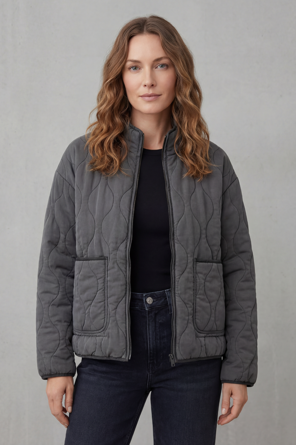 Quilted puffer jacket for women, offering a flattering fit & warmth. Ideal for stylish autumn and winter outerwear.