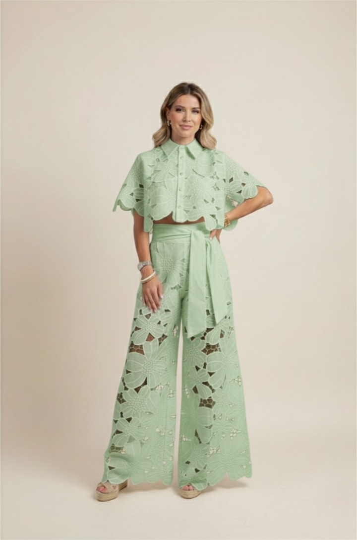Embroidered floral wide-leg outfit for women. This two-piece set is perfect for spring and summer fashion.