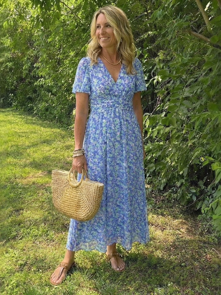 Versatile women's floral V-neck short sleeve maxi dress, ideal for day or casual wear.