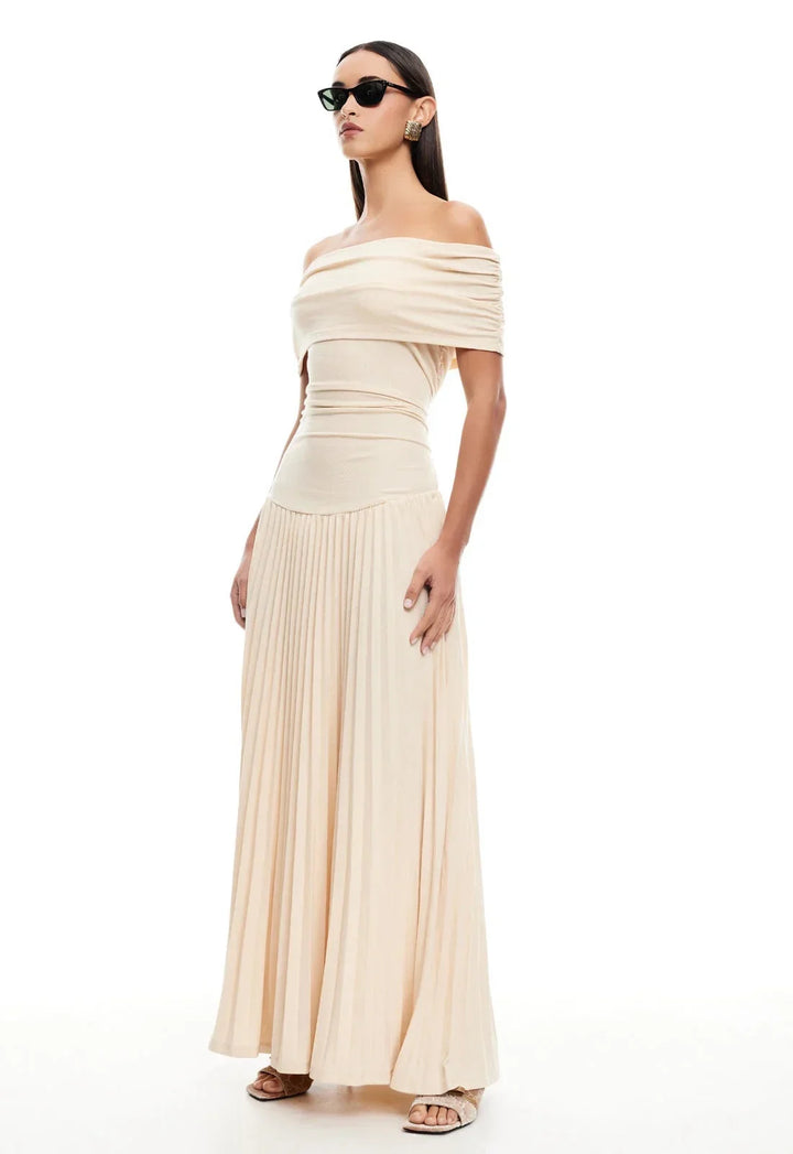 Casual cream off-shoulder flowy maxi dress, pleated for comfort.