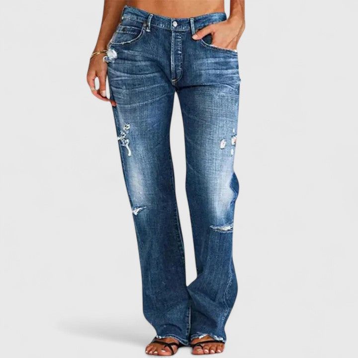 Versatile women's wide-leg denim jeans, Grace style, perfect for elegant casual fashion and everyday comfort.