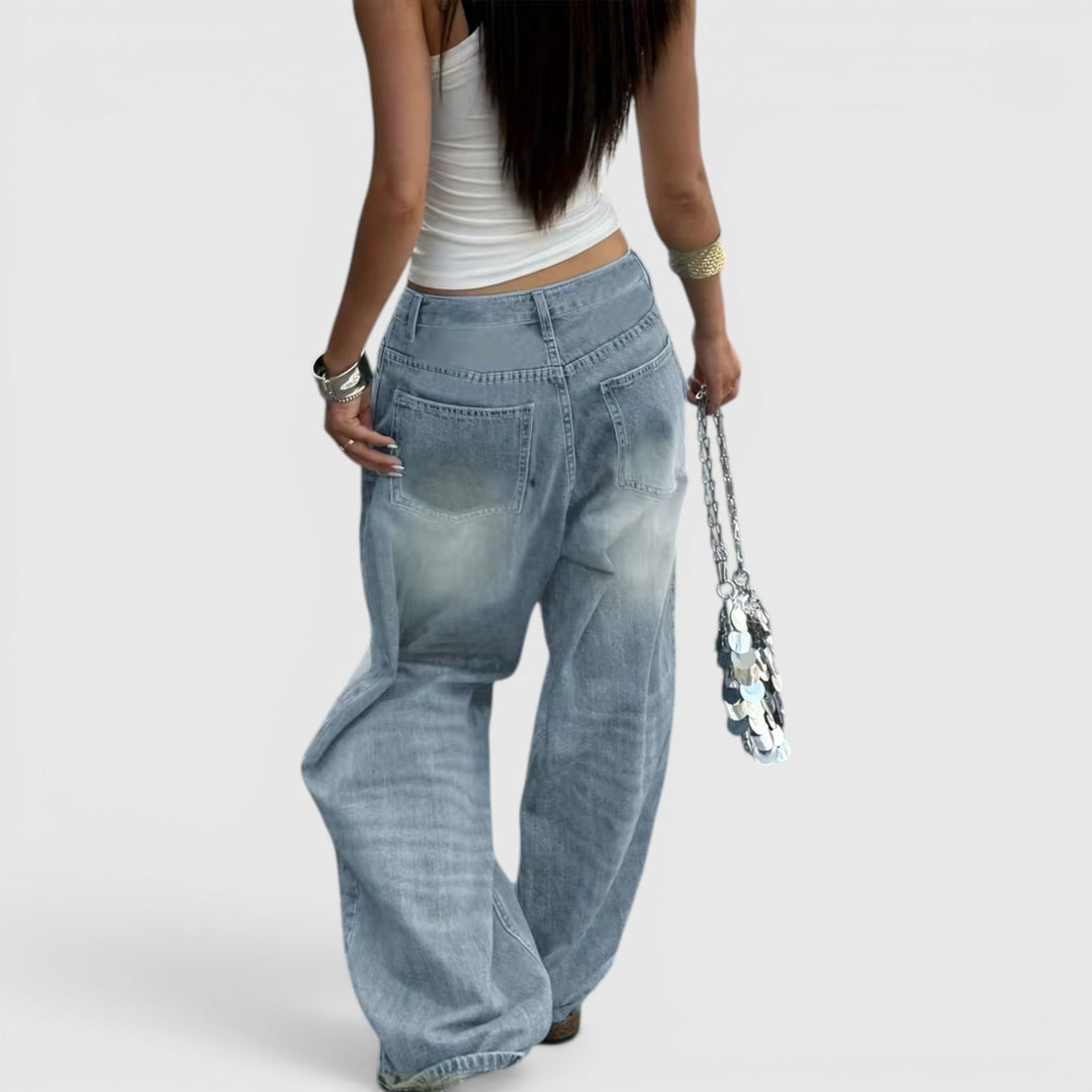 Casual vintage style high-rise baggy jeans for women, straight leg for effortless fashion.