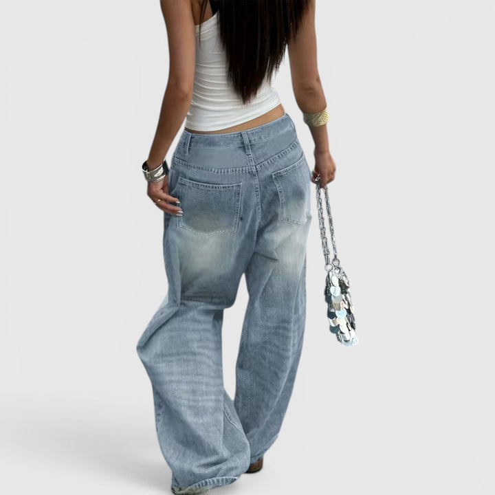 Casual vintage style high-rise baggy jeans for women, straight leg for effortless fashion.