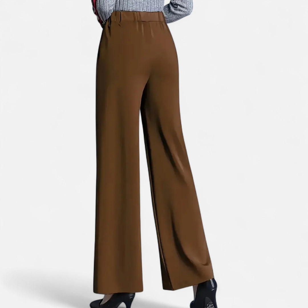 Comfortable and flattering high-waist pants designed for a perfect everyday fit.