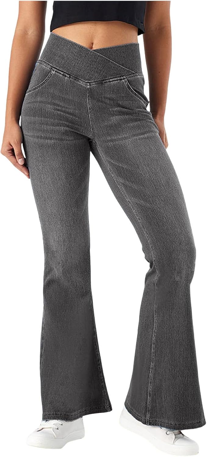 Dark blue slim fit high-waist stretch jeans, designed for women's everyday comfort.