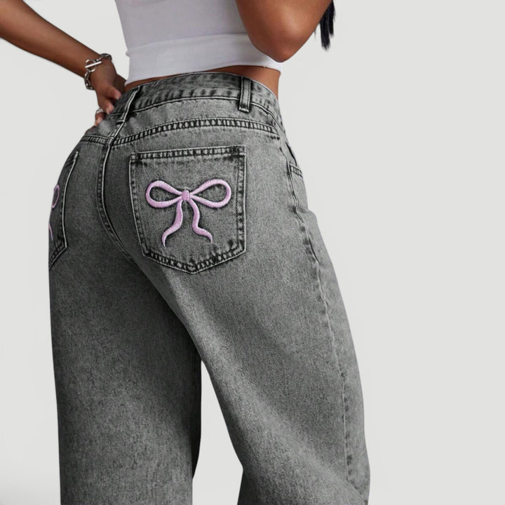 Comfortable and versatile women's high waist wide leg denim trousers.