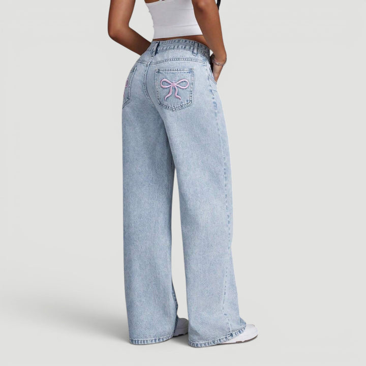 Casual high waist wide leg denim trousers for women, stylish & comfortable.