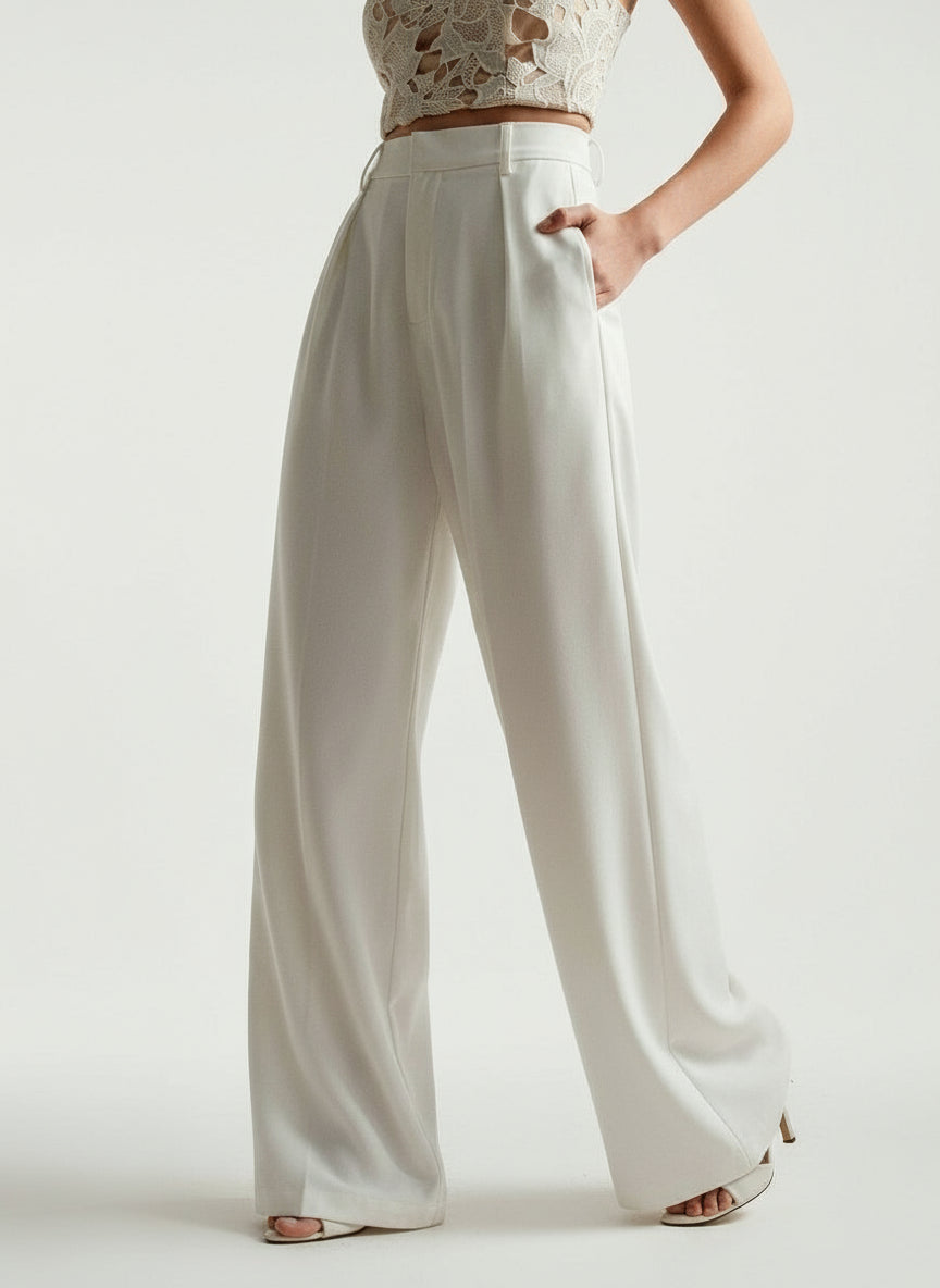 Women's smart work pants, high waist and sophisticated wide leg.