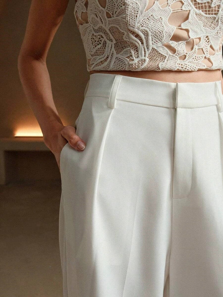 Flattering high waisted wide leg pants, perfect for a dressy casual look.