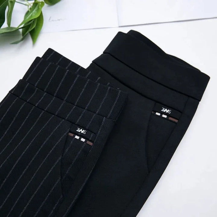 Stylish women's stretchable pull-on high-waisted pants. Comfortable design, ideal for versatile summer fashion.