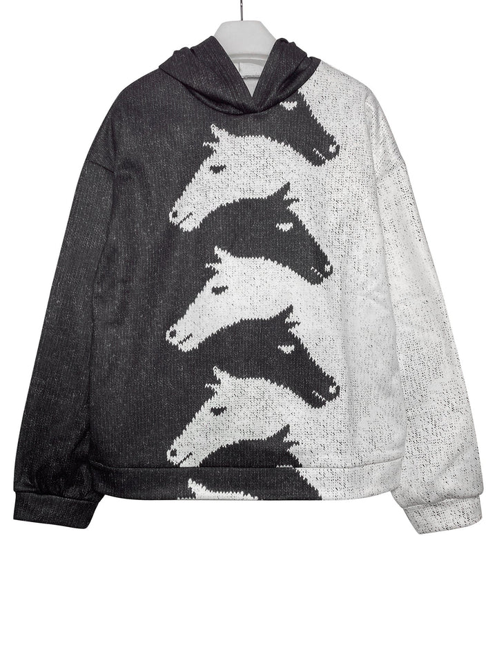 Casual women's hoodie with a distinctive horse pattern, great for relaxed everyday style.
