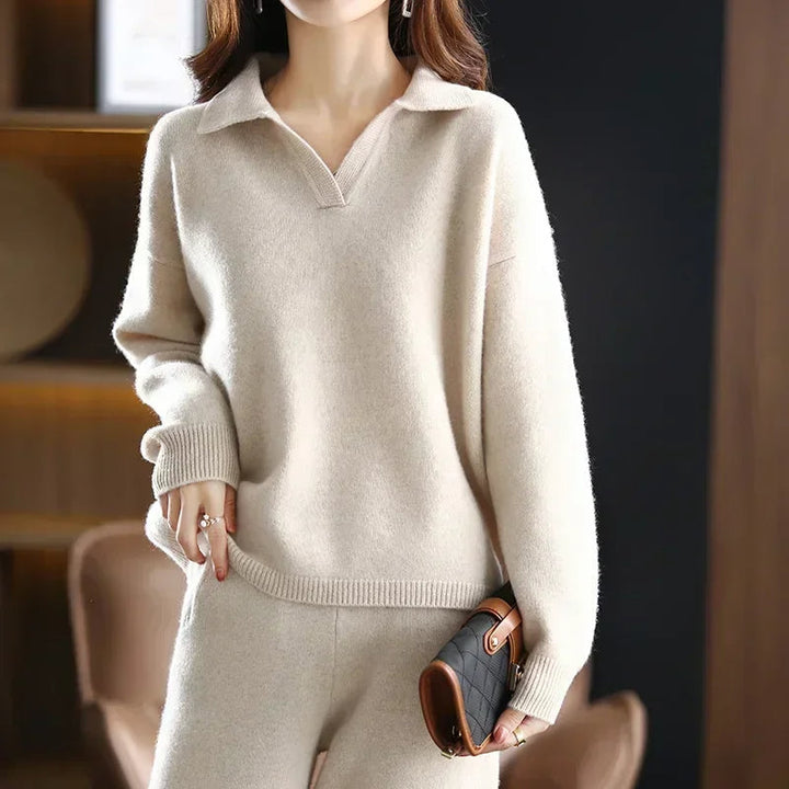 Luxurious grey cashmere knitwear set for women, featuring a relaxed fit and elegant casual style.