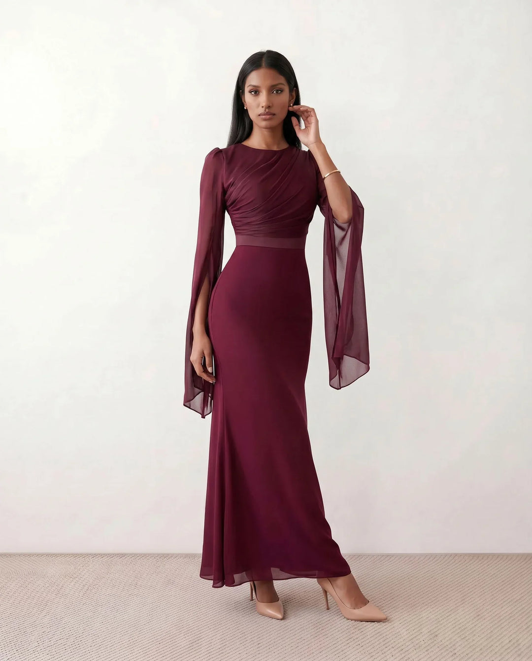 Elegant sleeveless Kamila mermaid maxi dress for women, ideal for summer evenings or casual wear.
