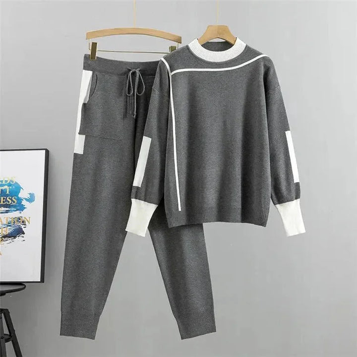Cozy women's knit color-block loungewear set. Mock-neck top & tapered pants. Comfortable matching set.