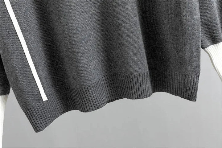 Women's color-block activewear knit tracksuit. Mock-neck top & tapered pants. Stylish matching set.