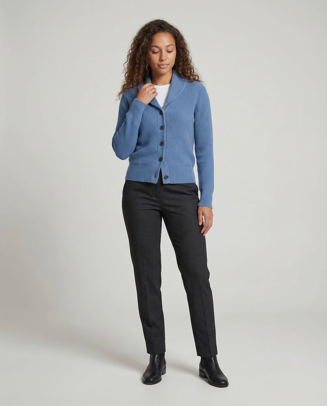 Women's lapel collar knit cardigan with button-front detail