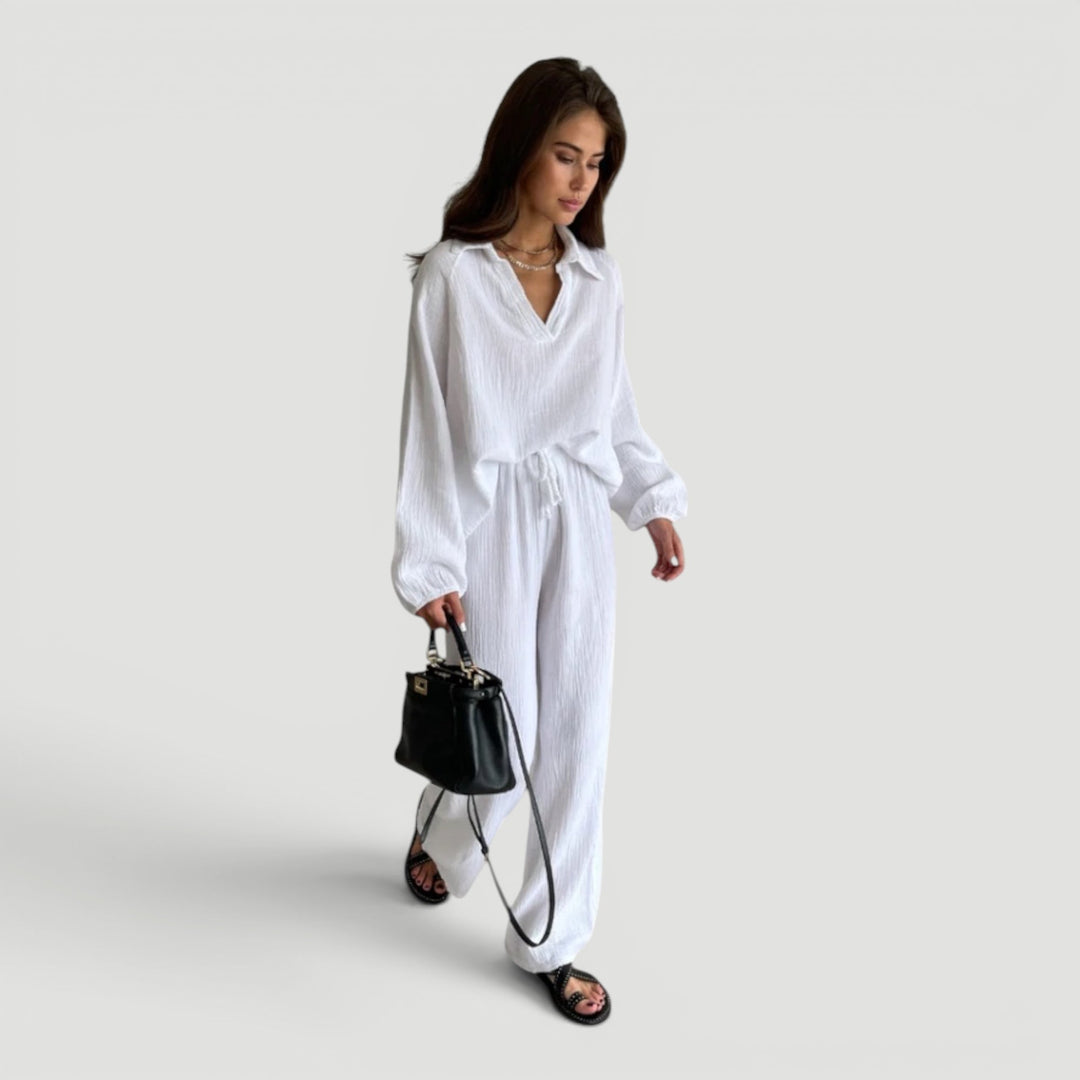 Relaxed fit women's co-ord set, ideal for summer travel. Lightweight cotton gauze for ultimate comfort.