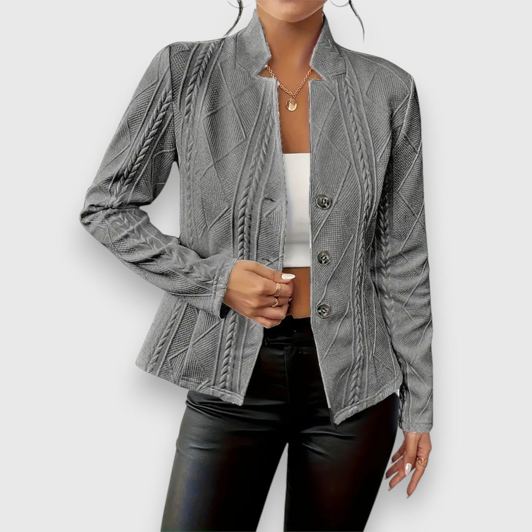 Chic lightweight women's jacket, perfect for versatile everyday spring layering.