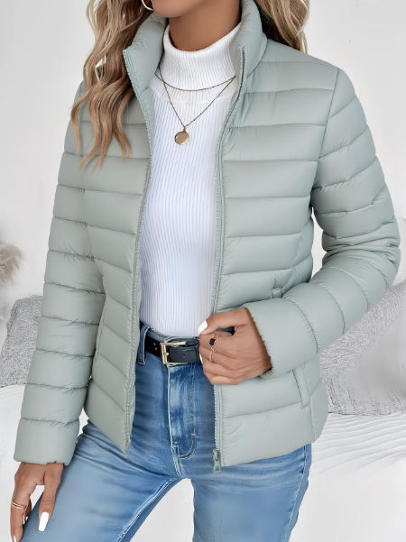 Women's lightweight quilted spring jacket, perfect for versatile wear & chic everyday style.
