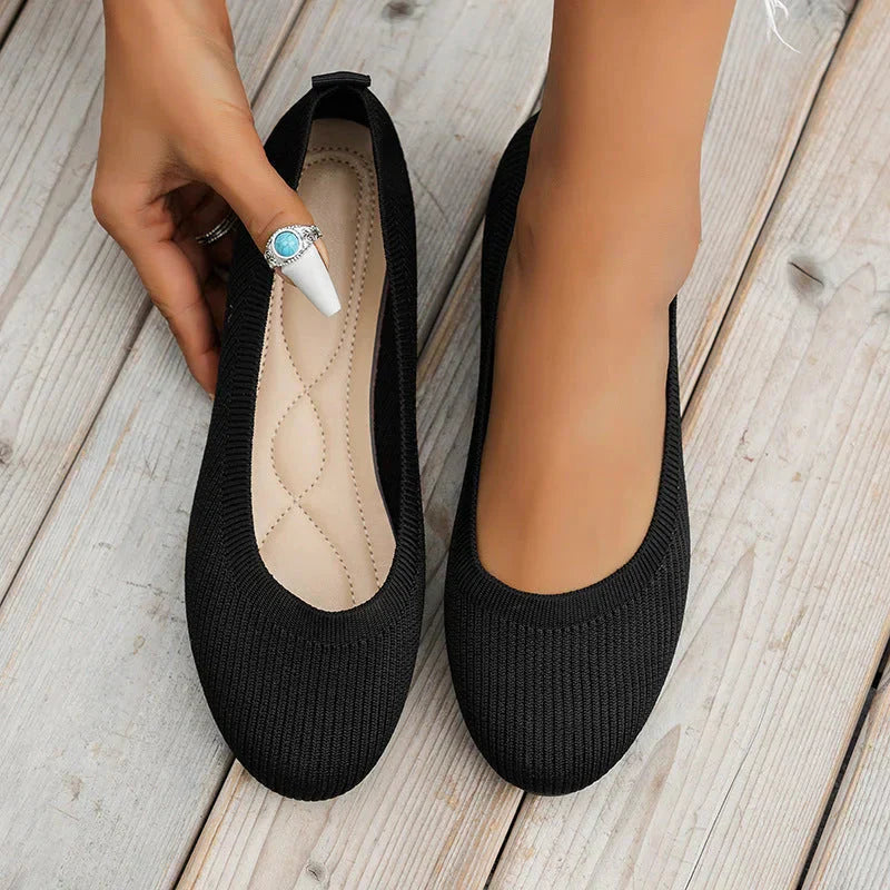 New women's lightweight summer ballerina flats, perfect for casual comfort and everyday chic style.