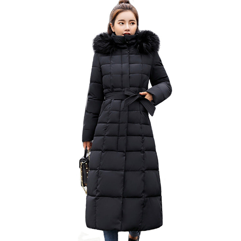 Close-up of the hood on the women's long quilted winter parka.